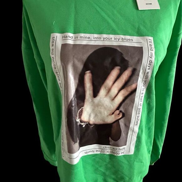 ZGY Denim Oversized Graphic Sweatshirt Size Large NWT - Picture 5 of 7